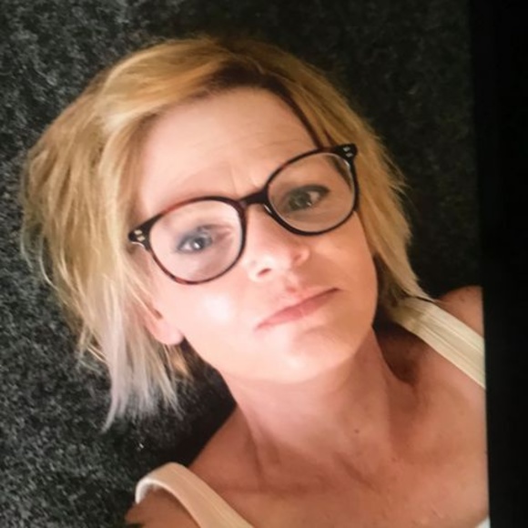 Meet your Posher, Michele - Picture 1 of 1